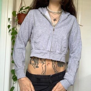 BRANDY MELVILLE ZIP UP